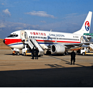 丽江三义机场快递航空快运业稳步发展的原因是什么？
